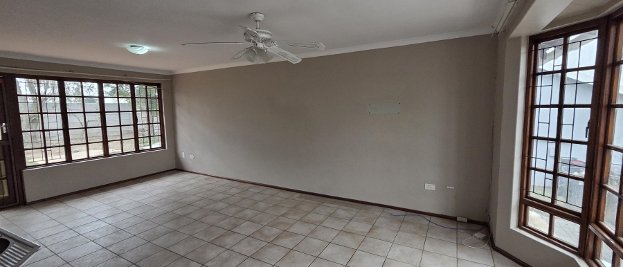 To Let 3 Bedroom Property for Rent in Marlborough Park Western Cape